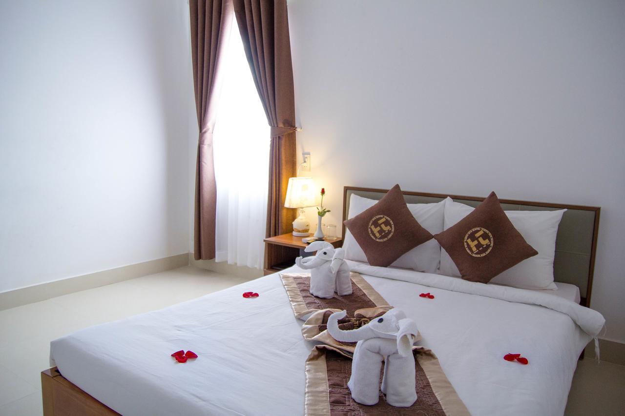 Poetic Hue Hotel & Spa Exterior photo